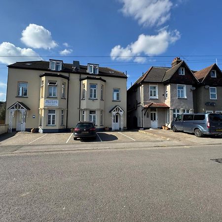 Brentwood Guest House Hotel Экстерьер фото